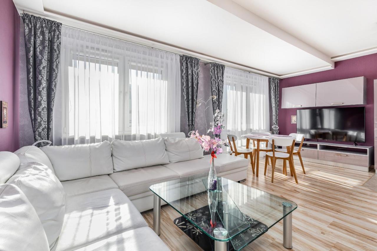Osiedle Bocianie Gniazdo By Noclegi Renters Kolobrzeg Exterior photo